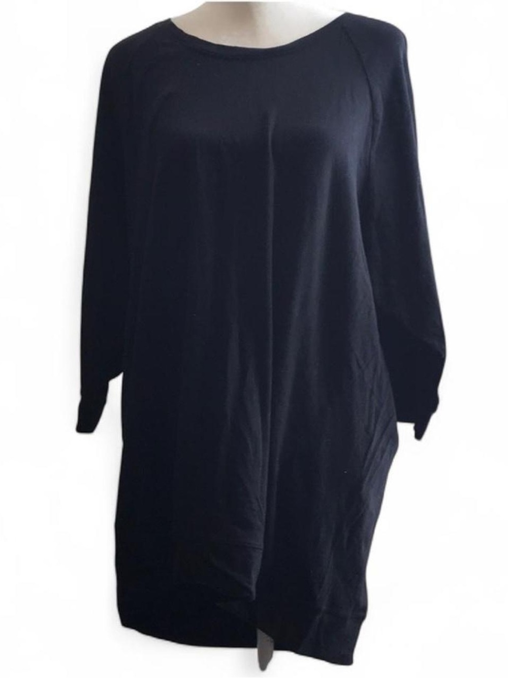 3/4 length sleeve tunic tee shirt with a relaxed fit by tresics
